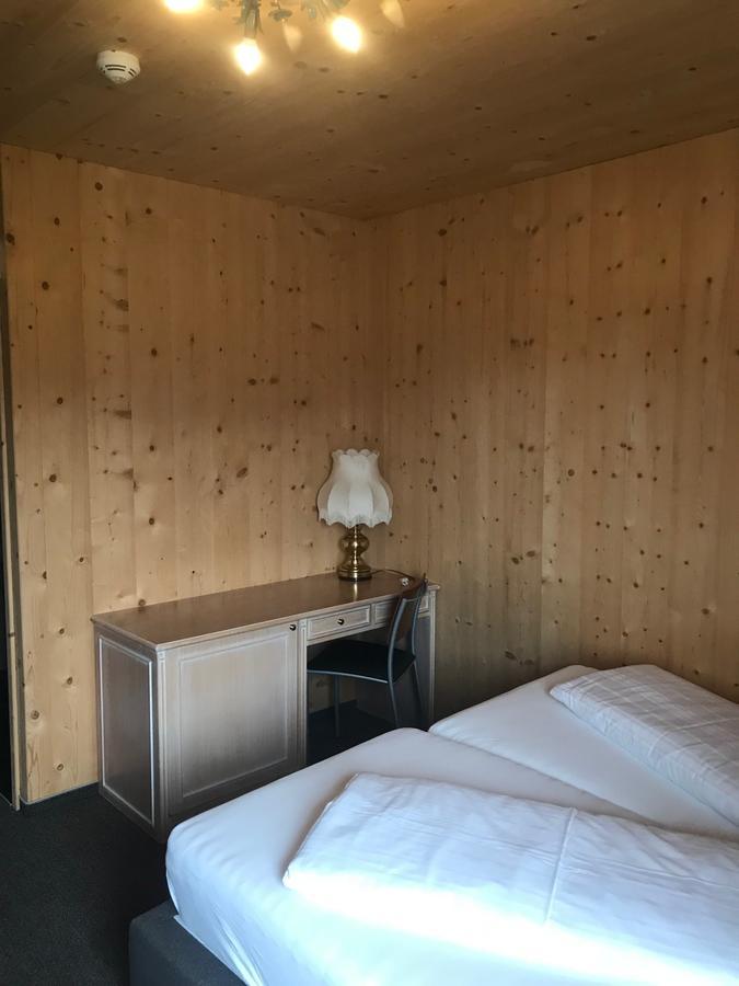 Falken Horst Lienz Luaran gambar