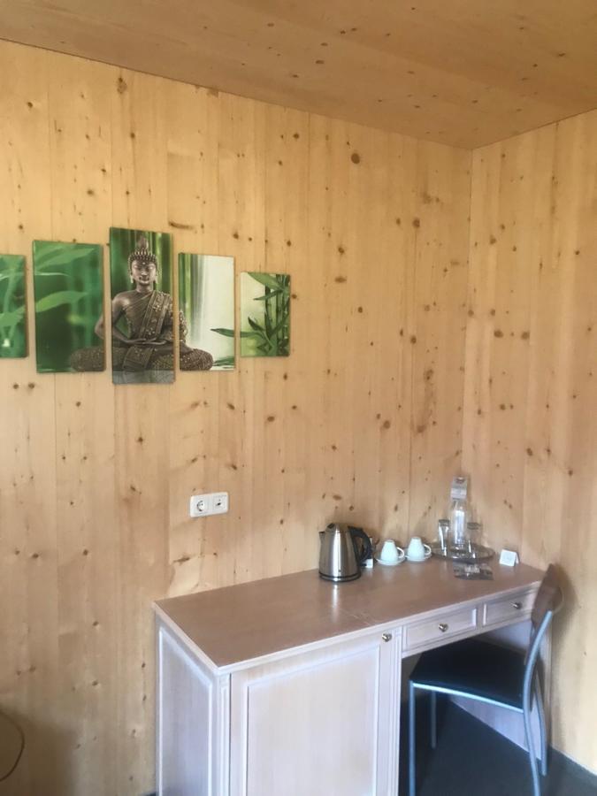 Falken Horst Lienz Luaran gambar