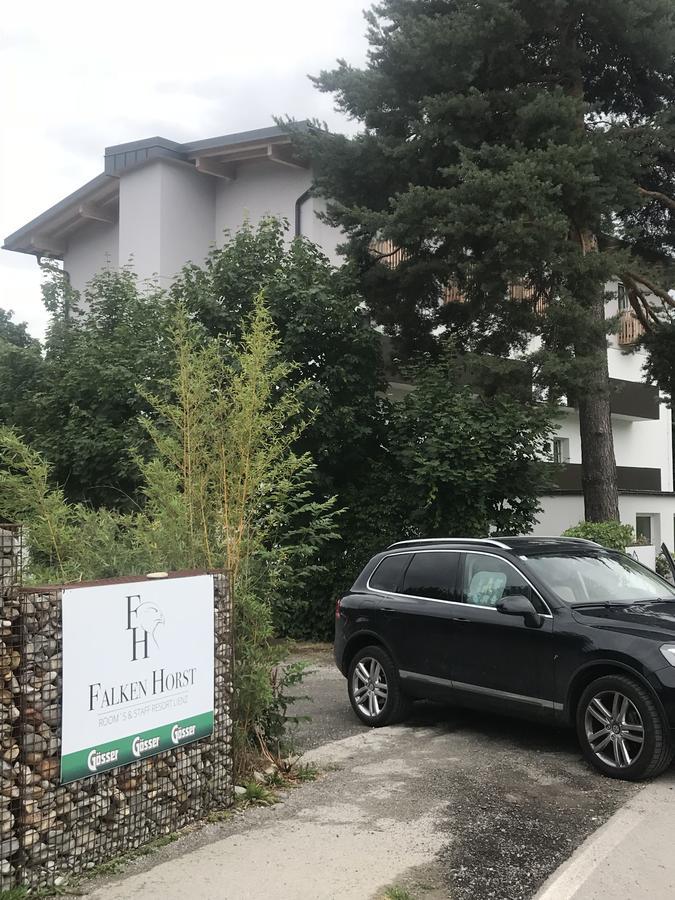 Falken Horst Lienz Luaran gambar